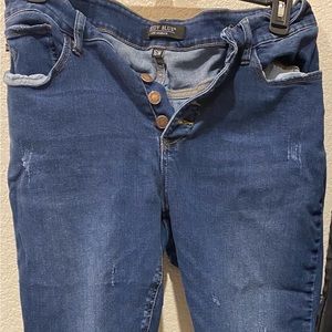 Judy Blue jeans button fly
